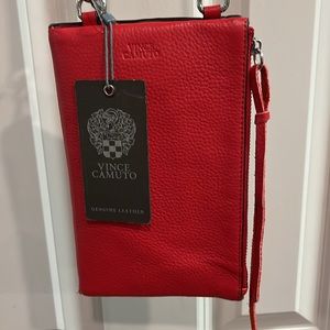 NWT Vince CANUTO beautiful it’s got a lot of compartments